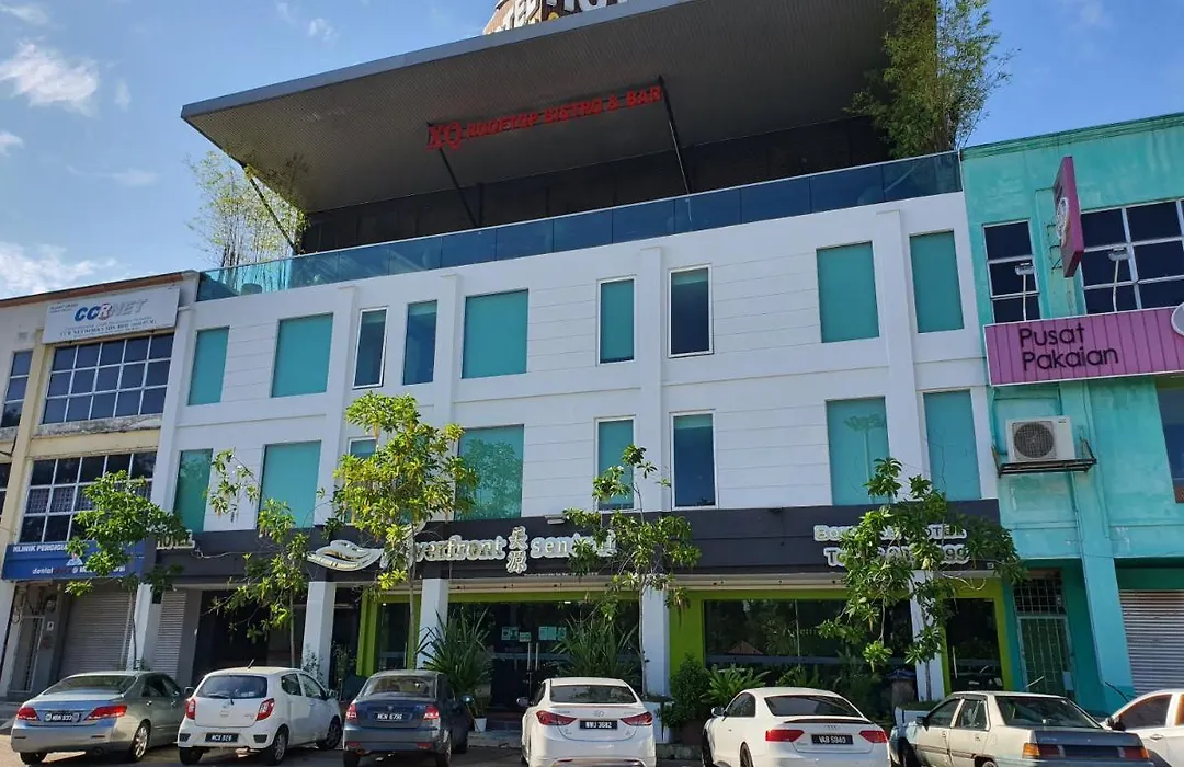 Riverfront Boutique Hotel-1
